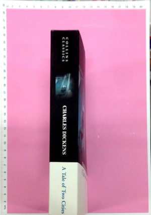 a tale of two cities (collins classics) - Ảnh 4