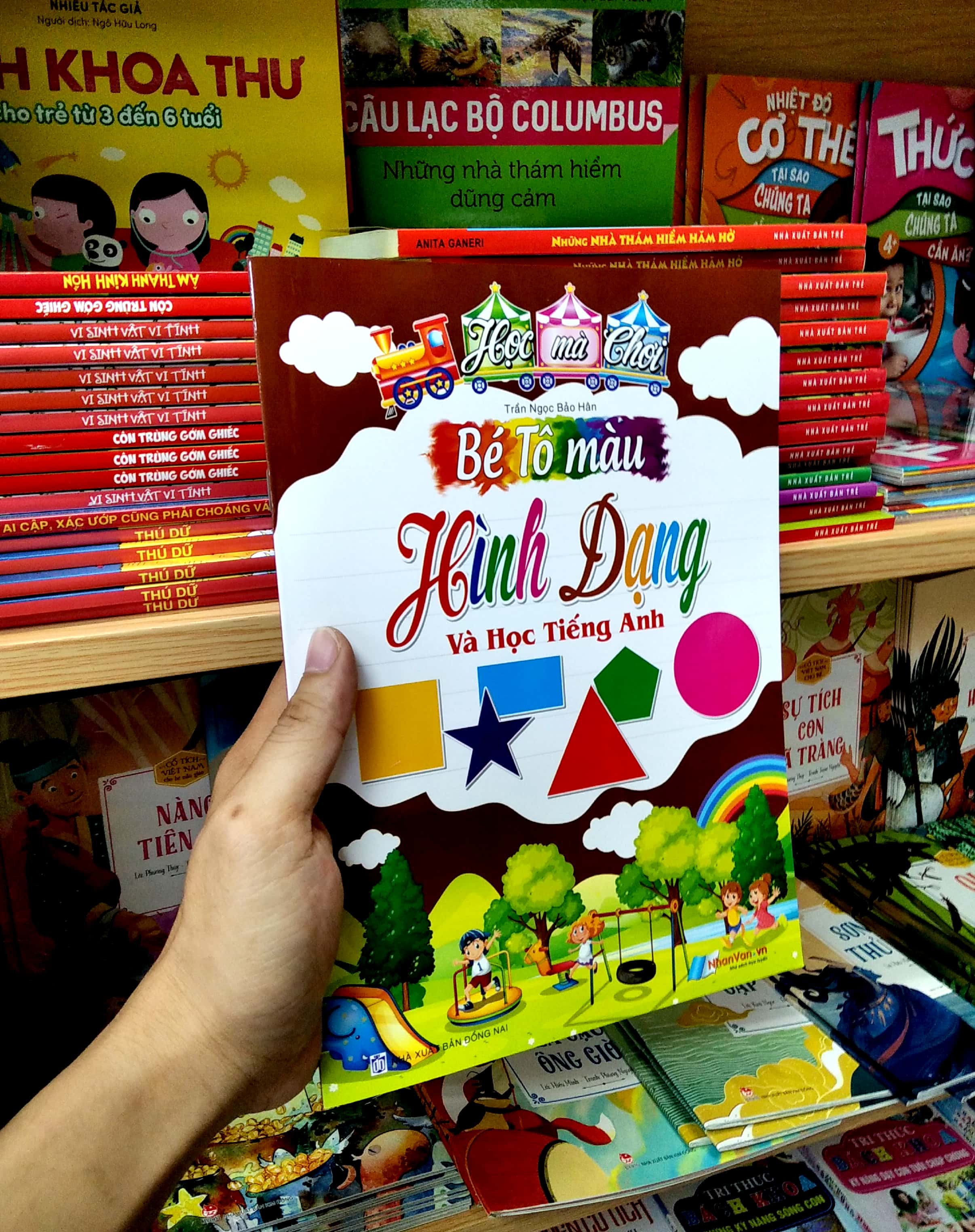 bé tô màu hình dạng và học tiếng anh - Ảnh 7