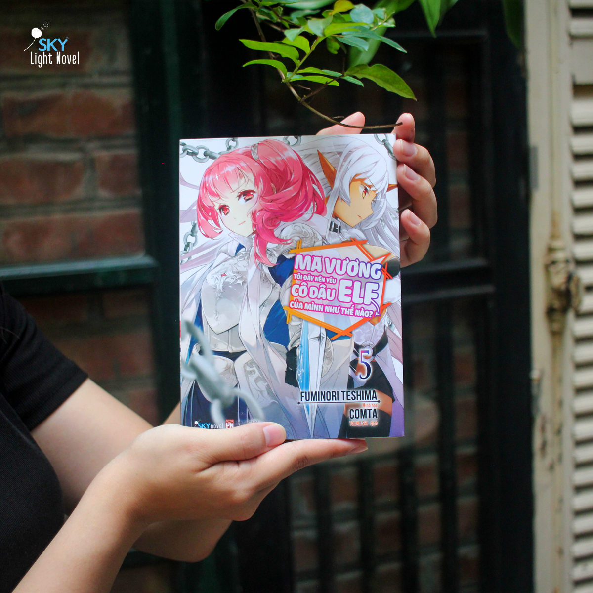 Bo
Ma Vuong Toi Day Nen Yeu Co Dau Elf Cua Minh Nhu The Nao? - Tap 5 - Ban Dac Biet - Tang Kem Bookmark + Postcard + Card Trong - Ảnh 9