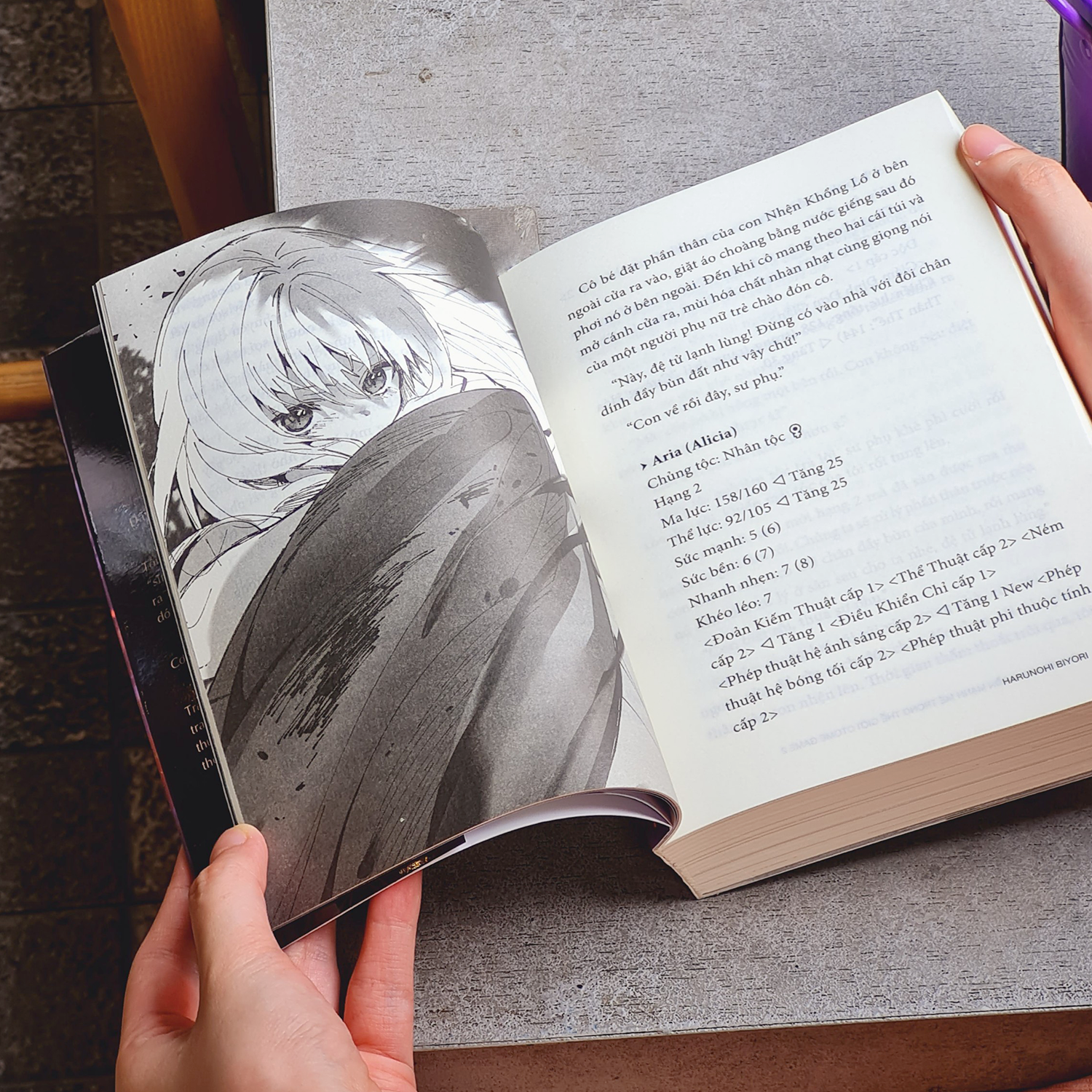 bộ nữ chính sinh tồn mạnh mẽ trong thế giới otome game - tập 2 - bản đặc biệt - tặng kèm bookmark + poster + móc khóa acrylic - Ảnh 5