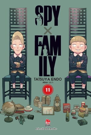 combo manga - spy x family - tập 11 - bản thường + bản đặc biệt - tặng kèm standee pvc + obi + bìa áo pvc + standee acrylic + set bookmark pvc - Ảnh 7