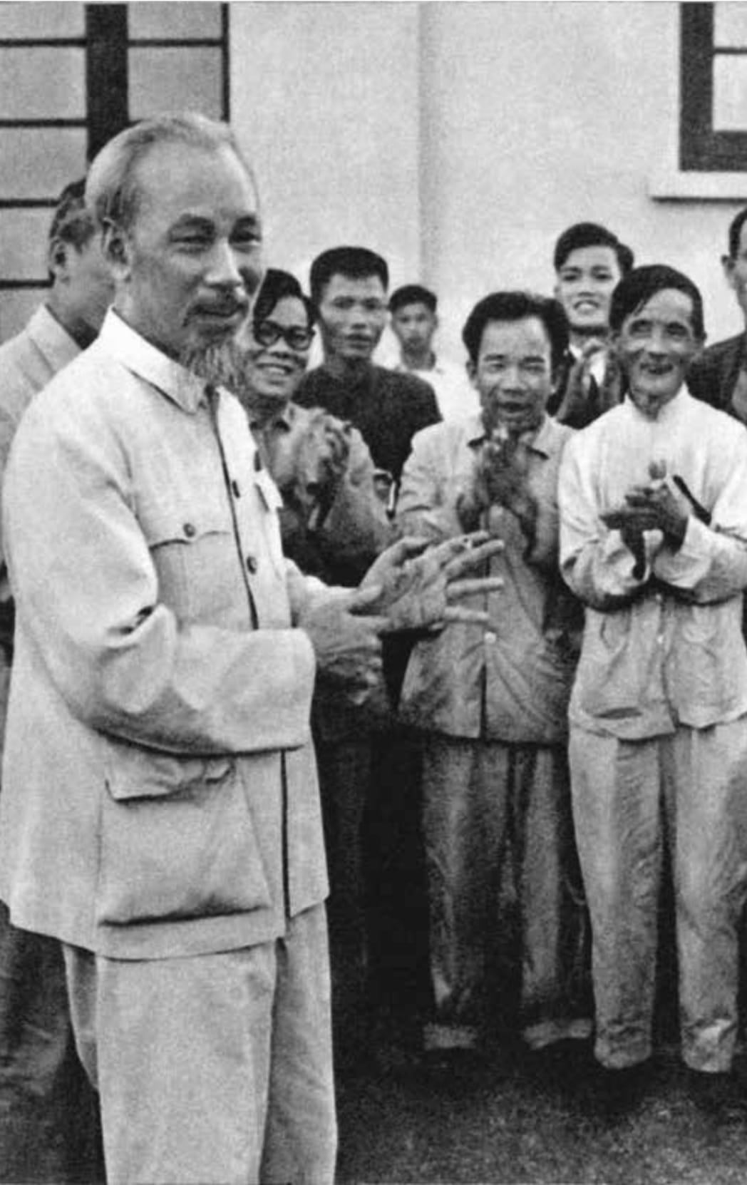 di sản hồ chí minh - hồ chí minh bàn về cán bộ - Ảnh 10