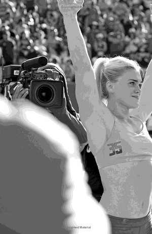 dottir: my journey to becoming a two-time crossfit games champion - Ảnh 3