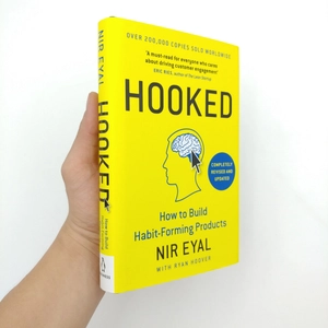 hooked - Ảnh 11