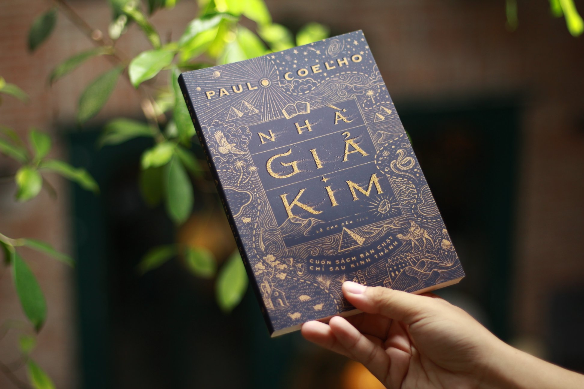 nhà giả kim (tái bản 2020) - Ảnh 2
