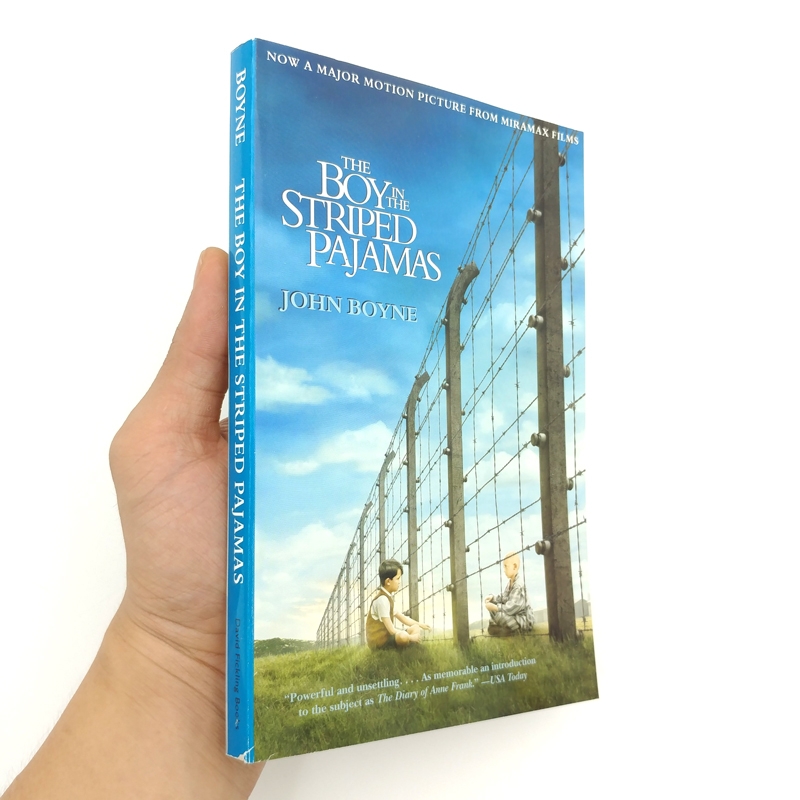 the boy in the striped pajamas - Ảnh 2